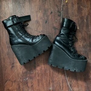 Current Mood Black Platform Boots